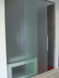 RD Nový Jíčín posuv a fix Dorma Agile 150